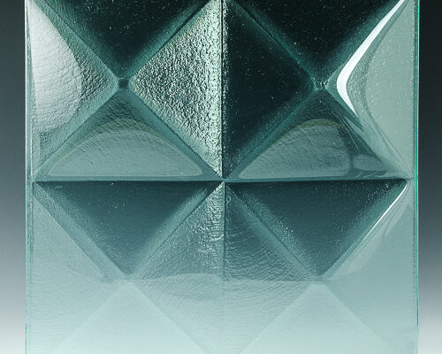 Pyramid-Clear-2