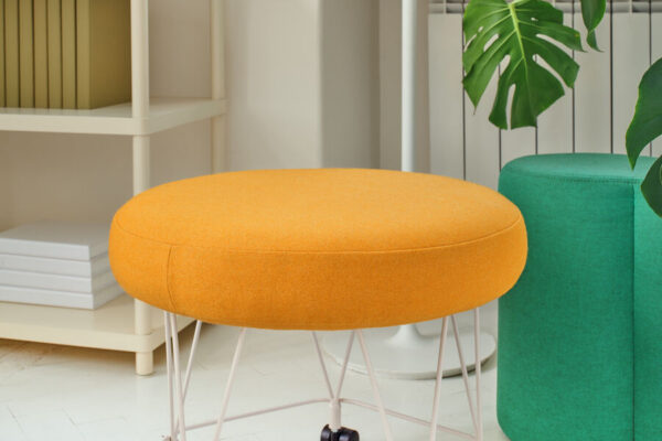 seating_pental_pouf_mdd_lds44_m015ral1013_male_1