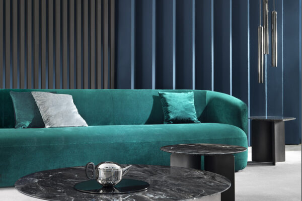 img015_Noah_Sofa_Velvet-1