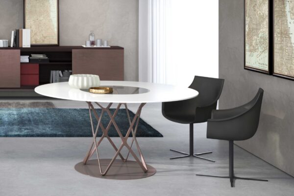 01S_Estel_Executive-Common-Area_Vintage-Table_Tori