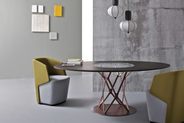 04S_Estel_Executive-Common-Area_Vintage-Table_Tori