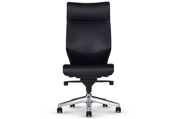 Tom-9870-Front_Gallery