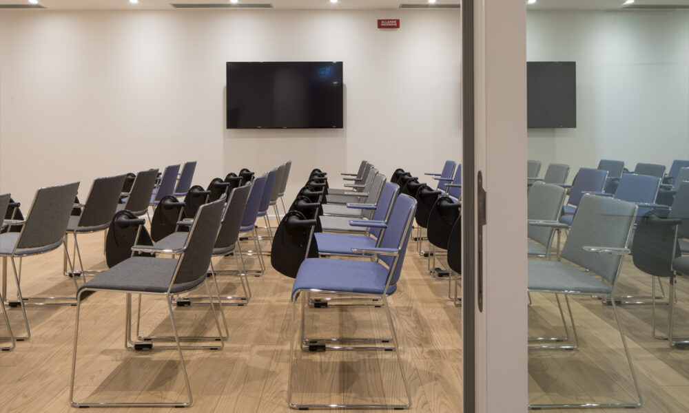 ICF-office-chair-Finn-Chair-conference-AMB09