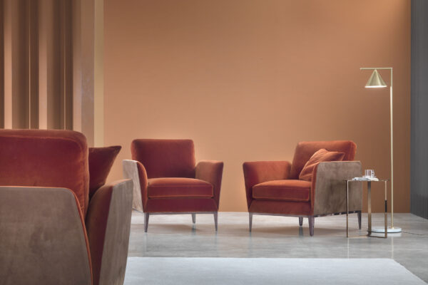 img007_Ritz_Armchair_85x95